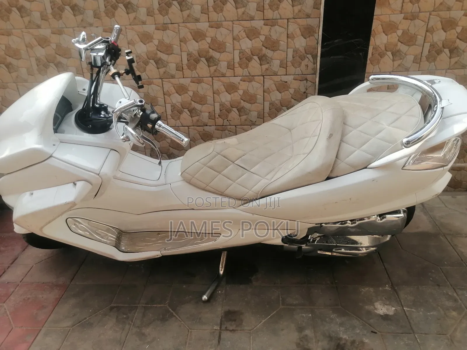 Motorcycle 2017 White
