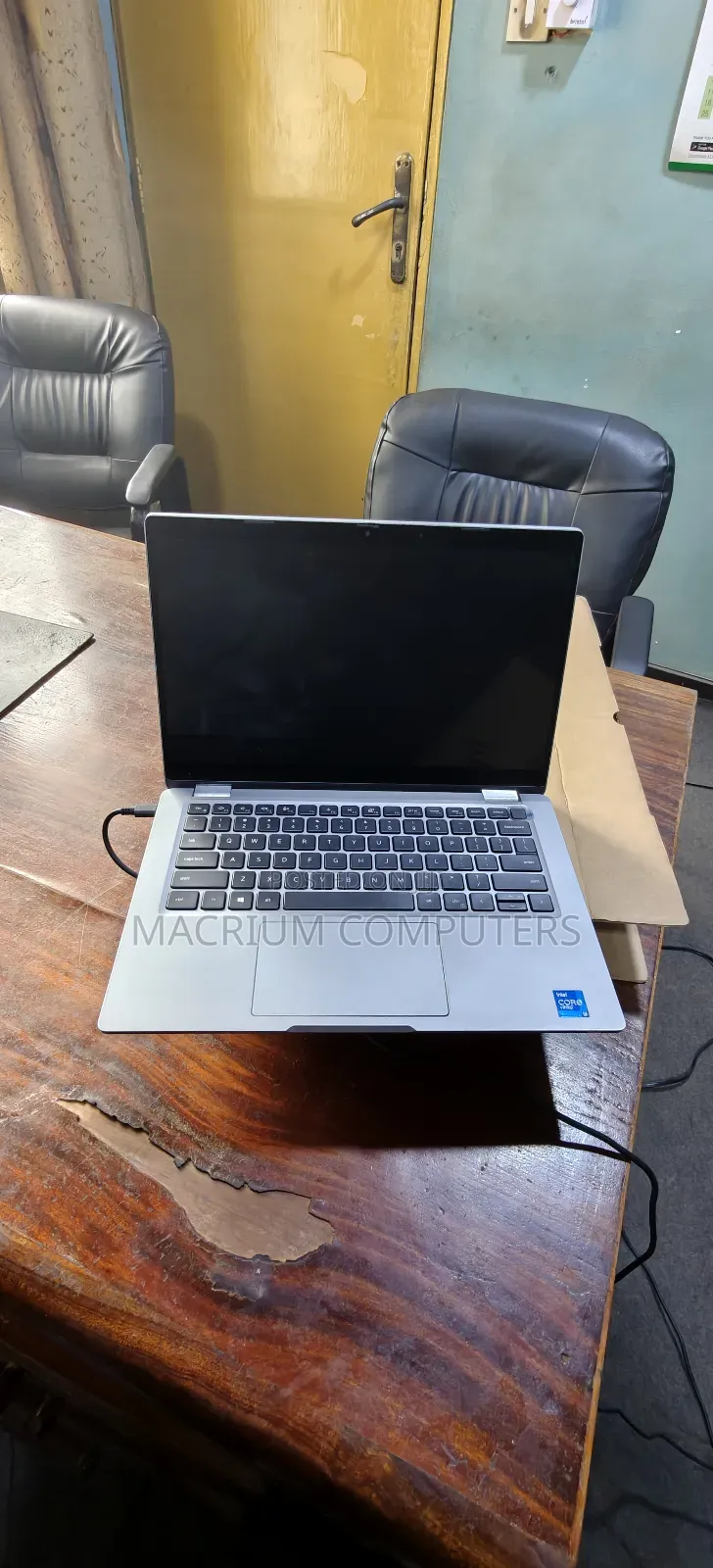 New Laptop Dell Latitude 5320 16GB Intel Core i5 SSD 256GB