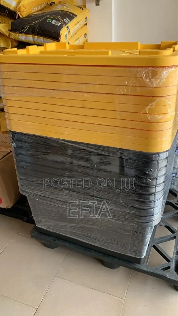 Black Yellow 27gallon Storage Container/Bin/Tote