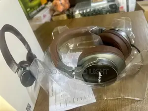 Behringer Bh470 Closed Back Studio Monitoring Headphones