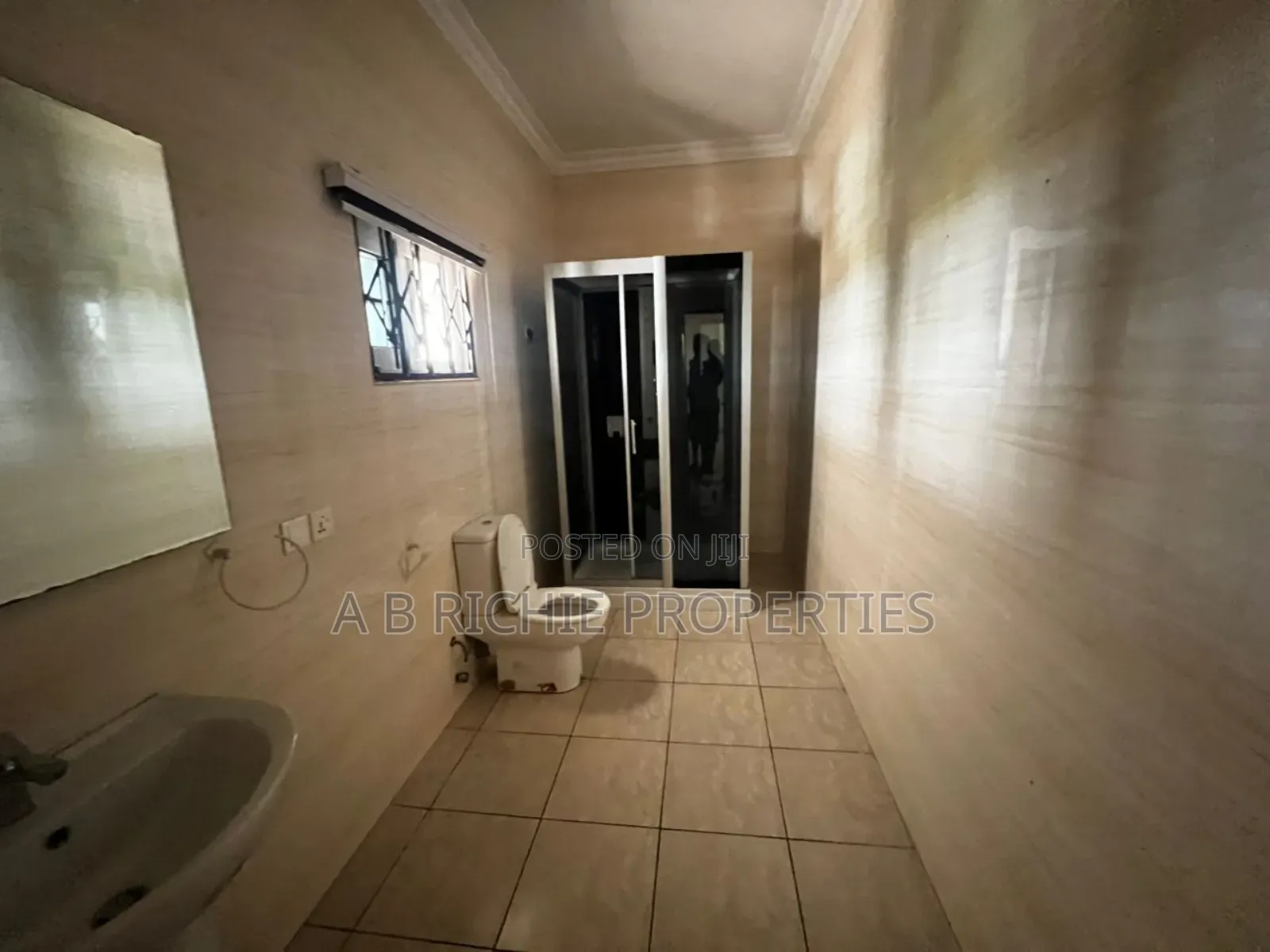 4bdrm House in Ab Richie Properties, Boundary Road Area for rent