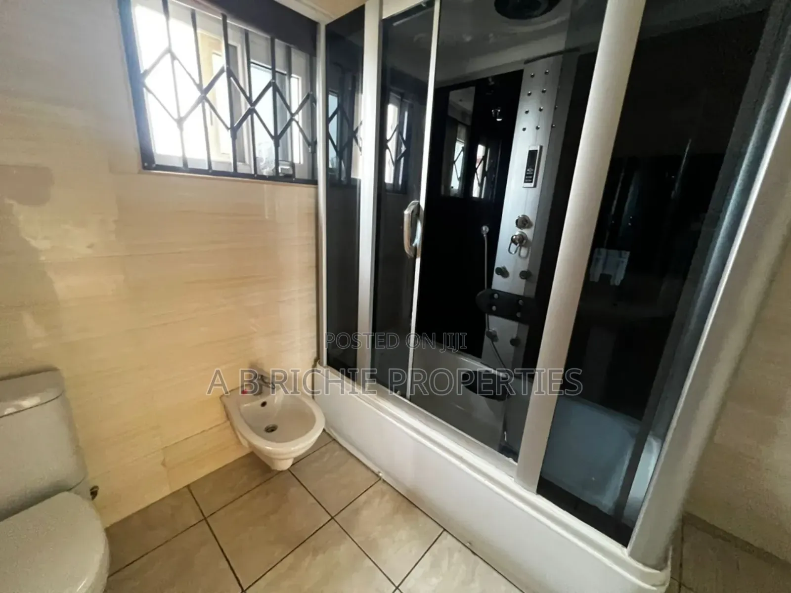 4bdrm House in Ab Richie Properties, Boundary Road Area for rent