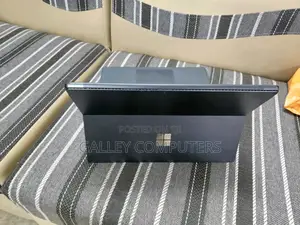 New Laptop Microsoft Surface Pro 7+ 16GB Intel Core i7 SSD 512GB