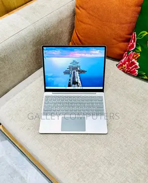New Laptop Microsoft Surface Laptop 16GB Intel Core i5 SSD 512GB