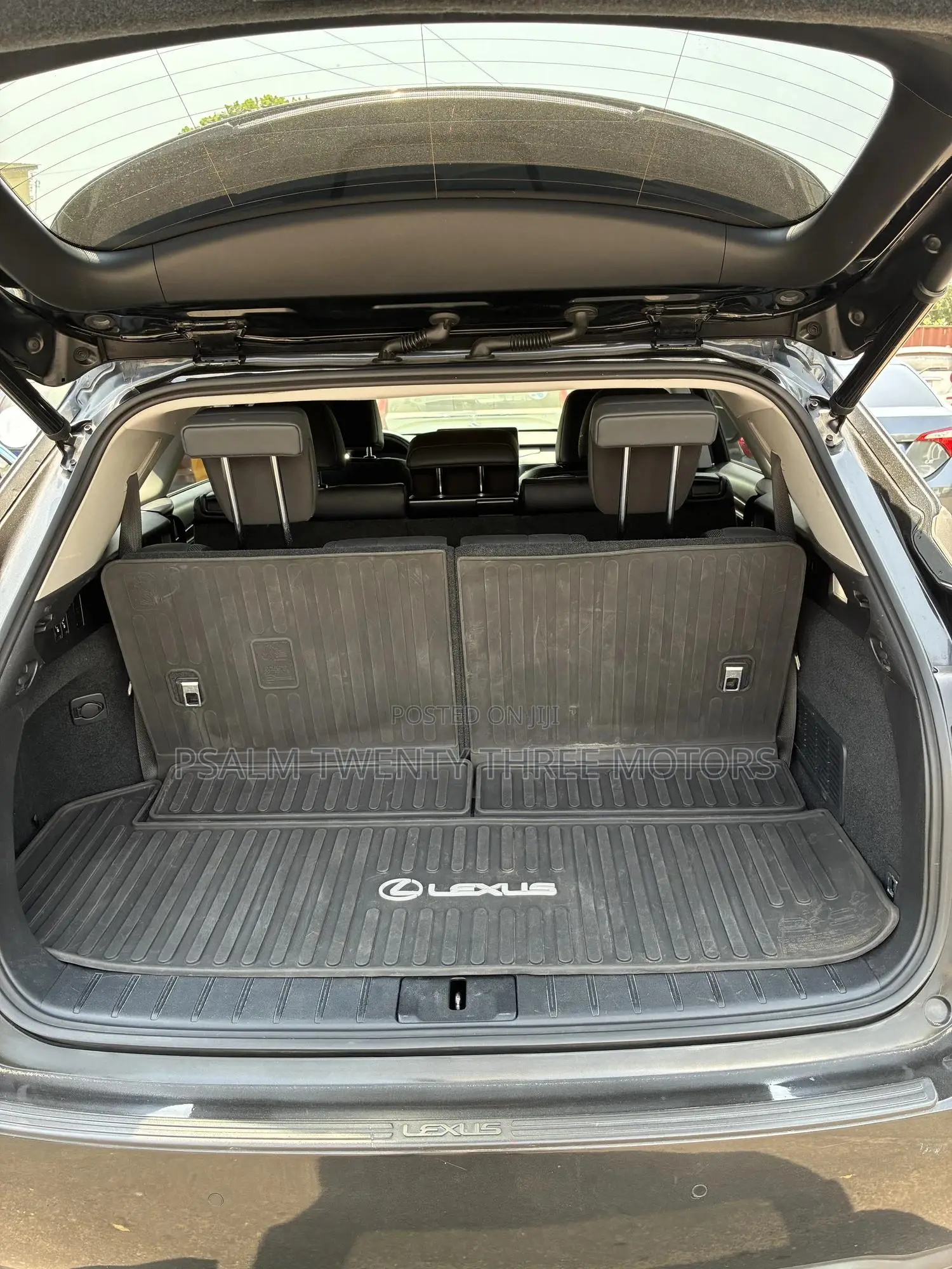 Lexus RX 350L 2022 Black