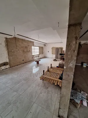 4bdrm House in Nanakrom, Ashaley Botwe for sale