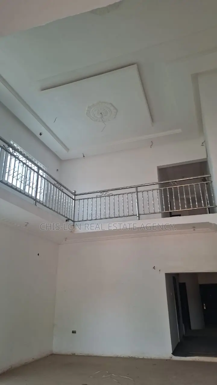 5bdrm Duplex in Kasoa Tuba, Toll Booth for rent