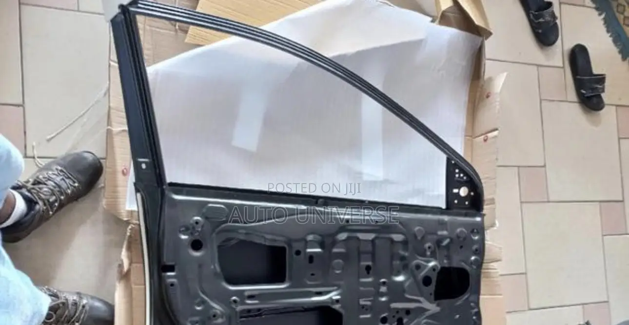 Toyota Corolla 2015, 2016, 2017, 2018 Door Available