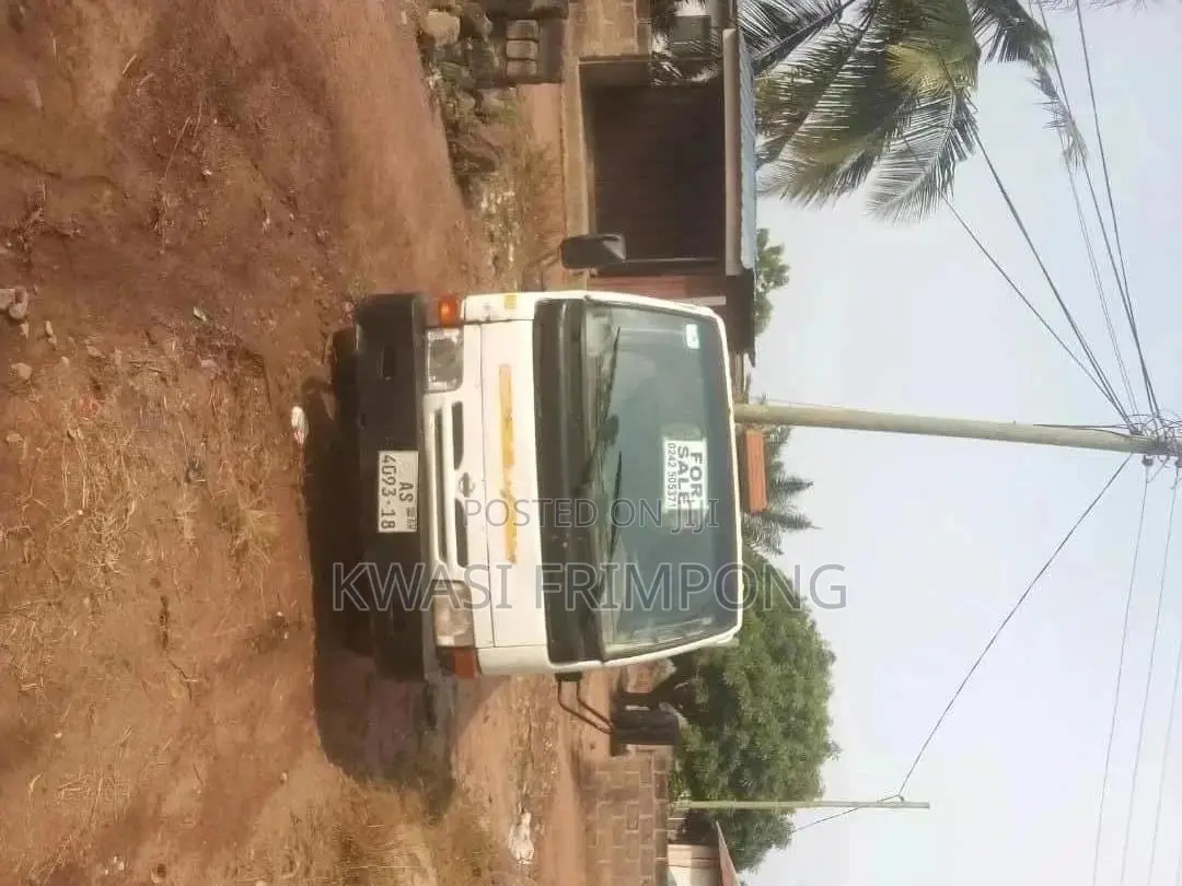 Nissan Cabstar