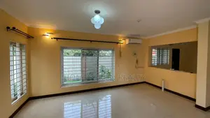 4bdrm House in Tesano, Police Station for rent