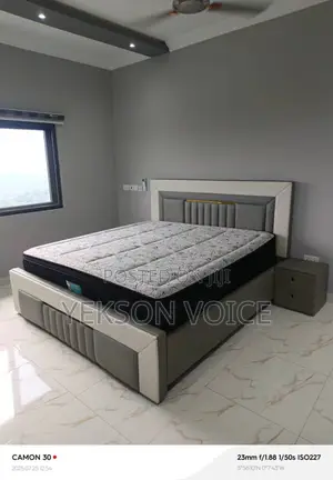 Queen Size Bed Frame With Mattress