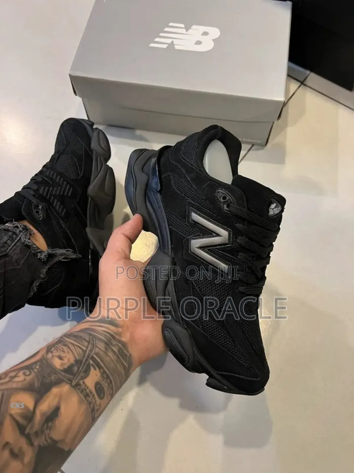 Timeless New Balance Canvas Sneakers