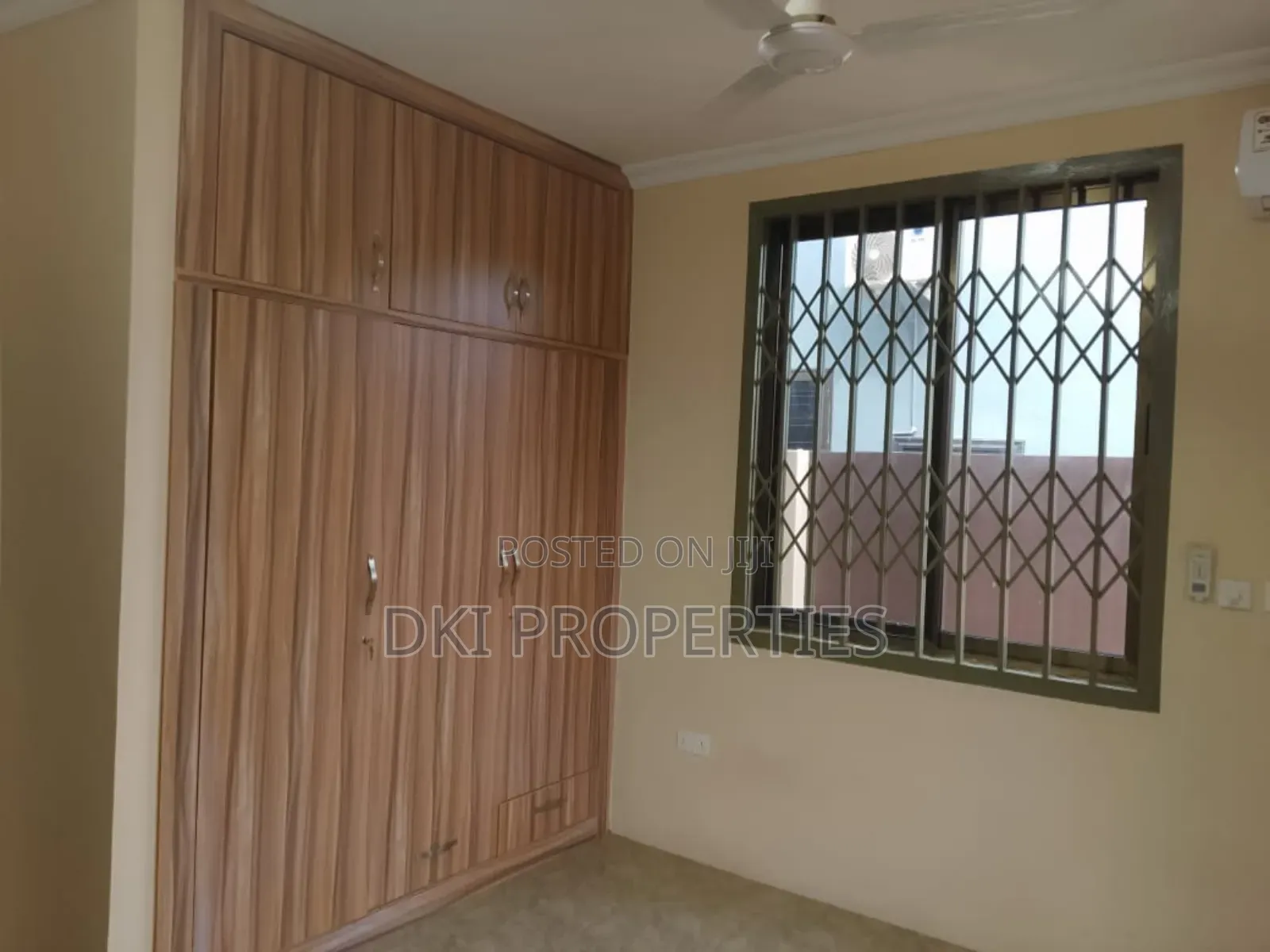 4bdrm House in Dki Properties, School Junction for rent