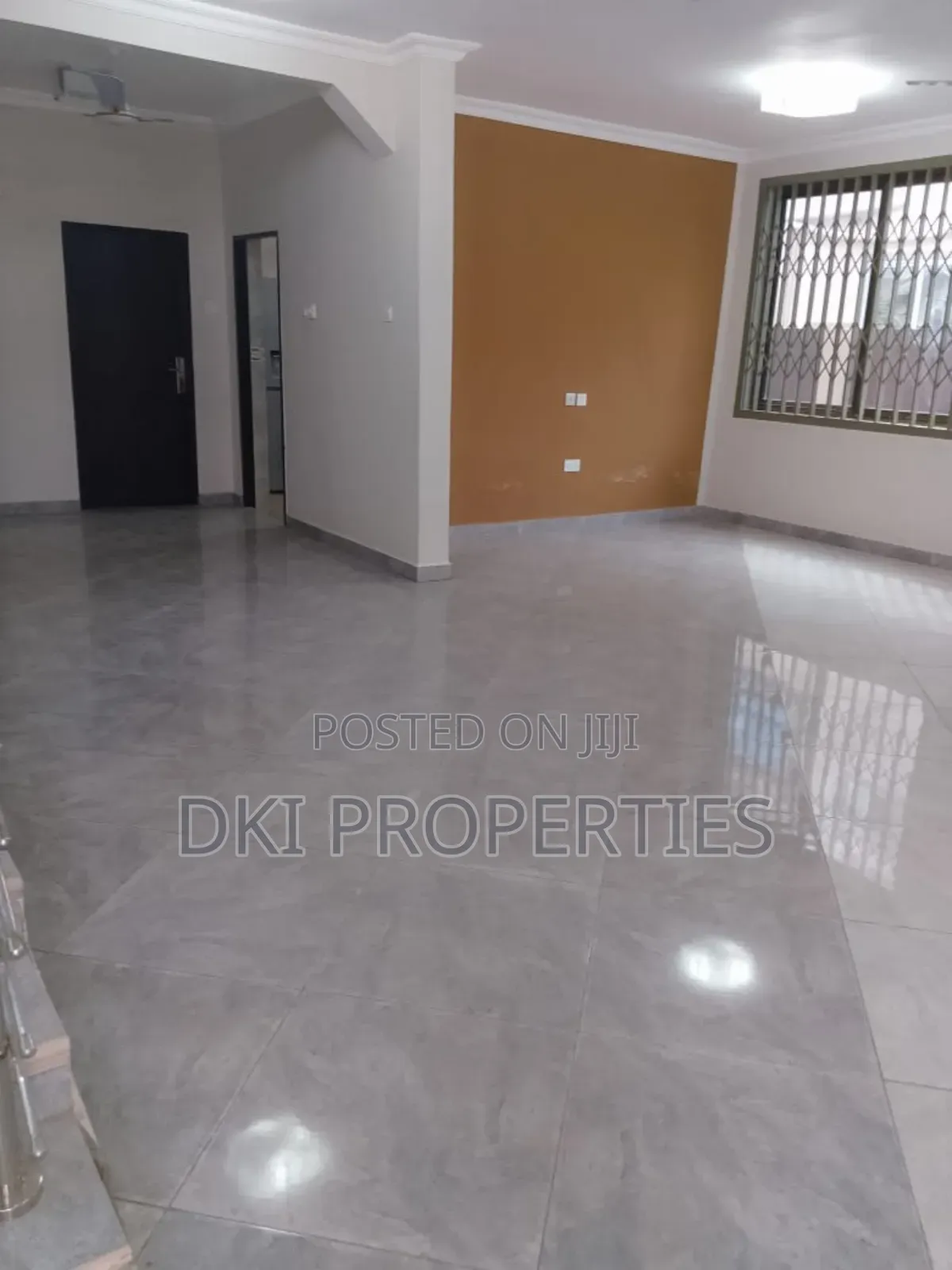 4bdrm House in Dki Properties, School Junction for rent