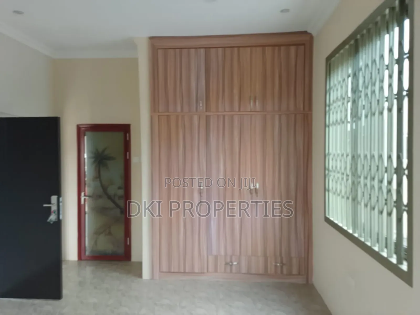 4bdrm House in Dki Properties, School Junction for rent