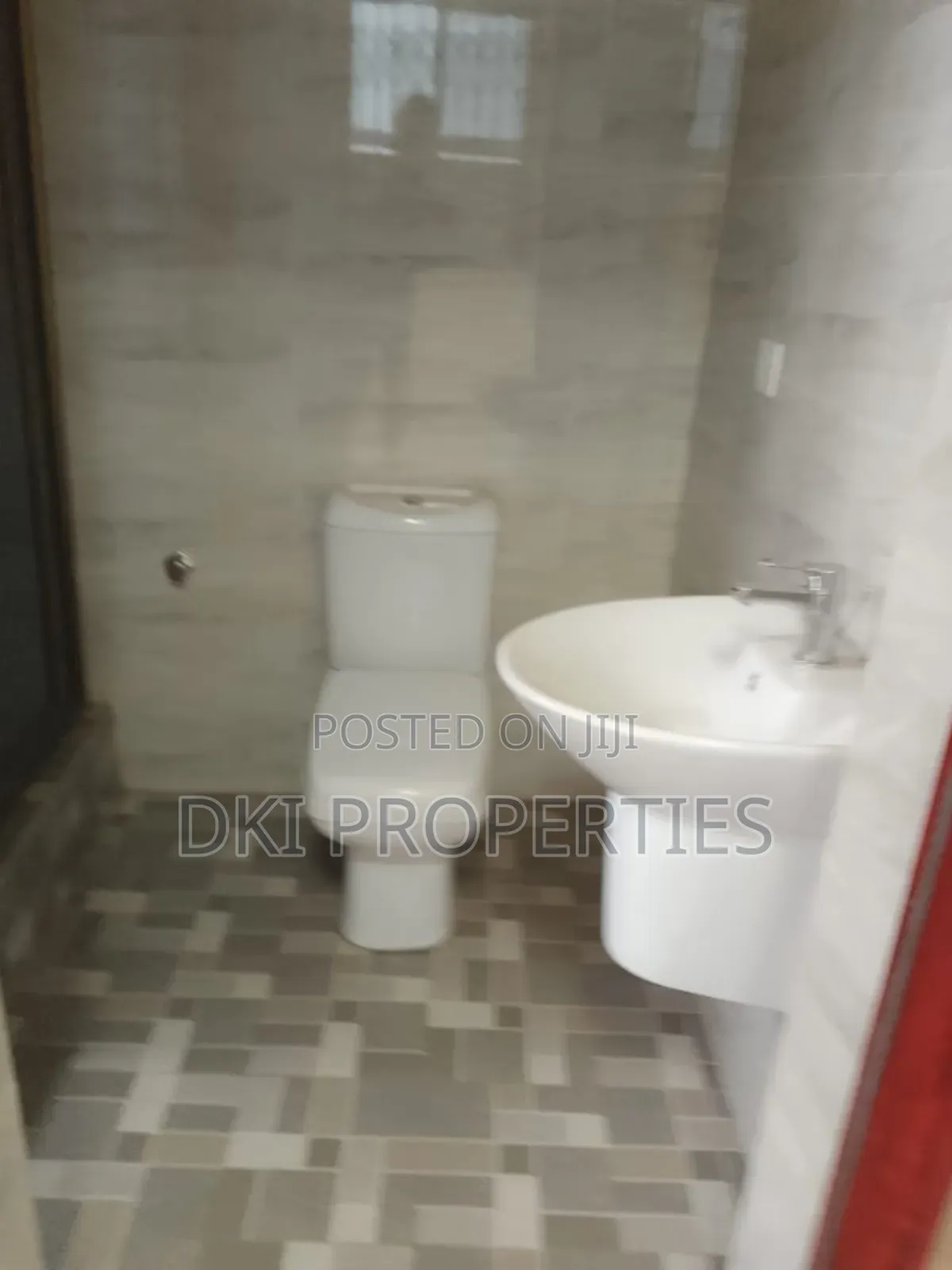 4bdrm House in Dki Properties, School Junction for rent