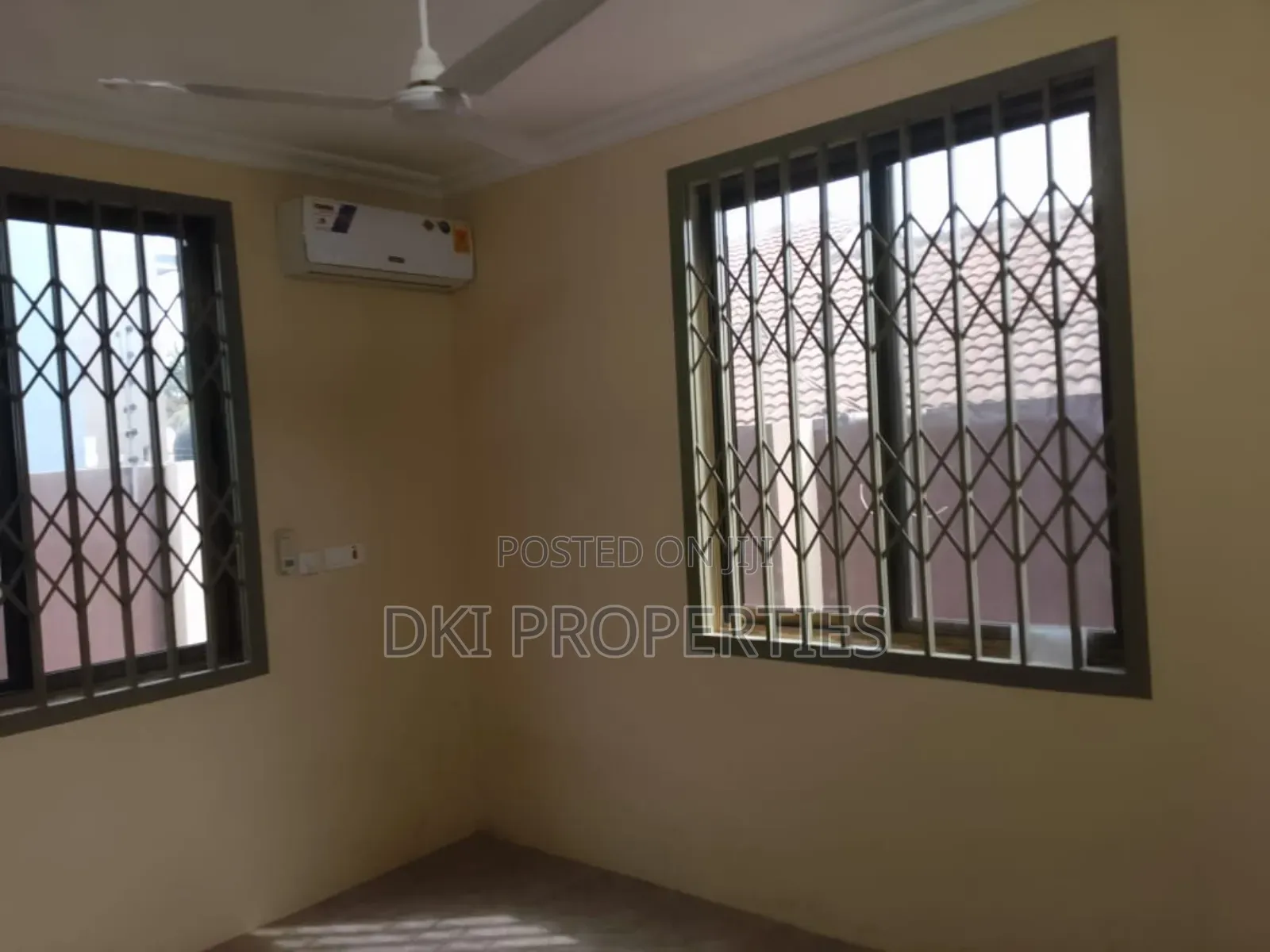 4bdrm House in Dki Properties, School Junction for rent