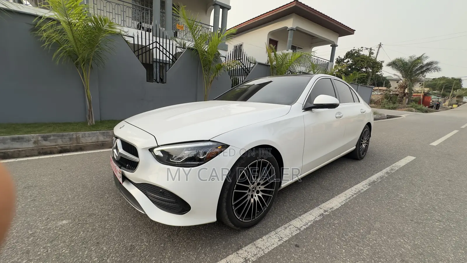 Mercedes-Benz C300 2024 White