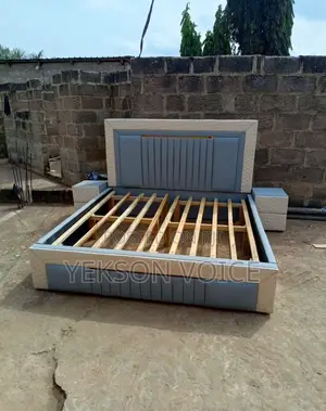 Queen Size Bed Frame With Drawer