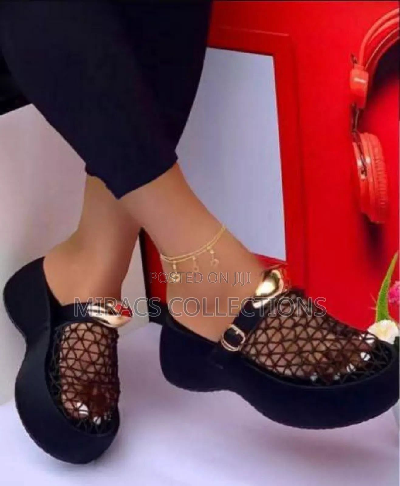 Classic Mesh Slippers
