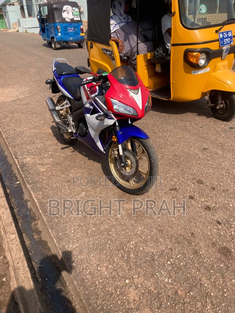 Honda CBR 2004 Red
