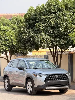 Toyota Corolla Cross 2024 Silver