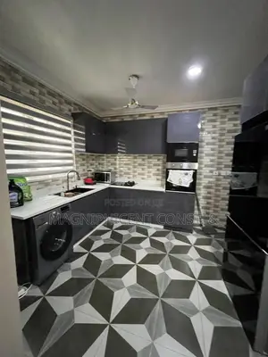 4bdrm Duplex in Magnificent Estate, Adenta for sale