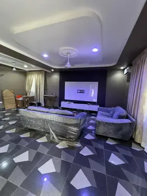 4bdrm Duplex in Magnificent Estate, Adenta for sale