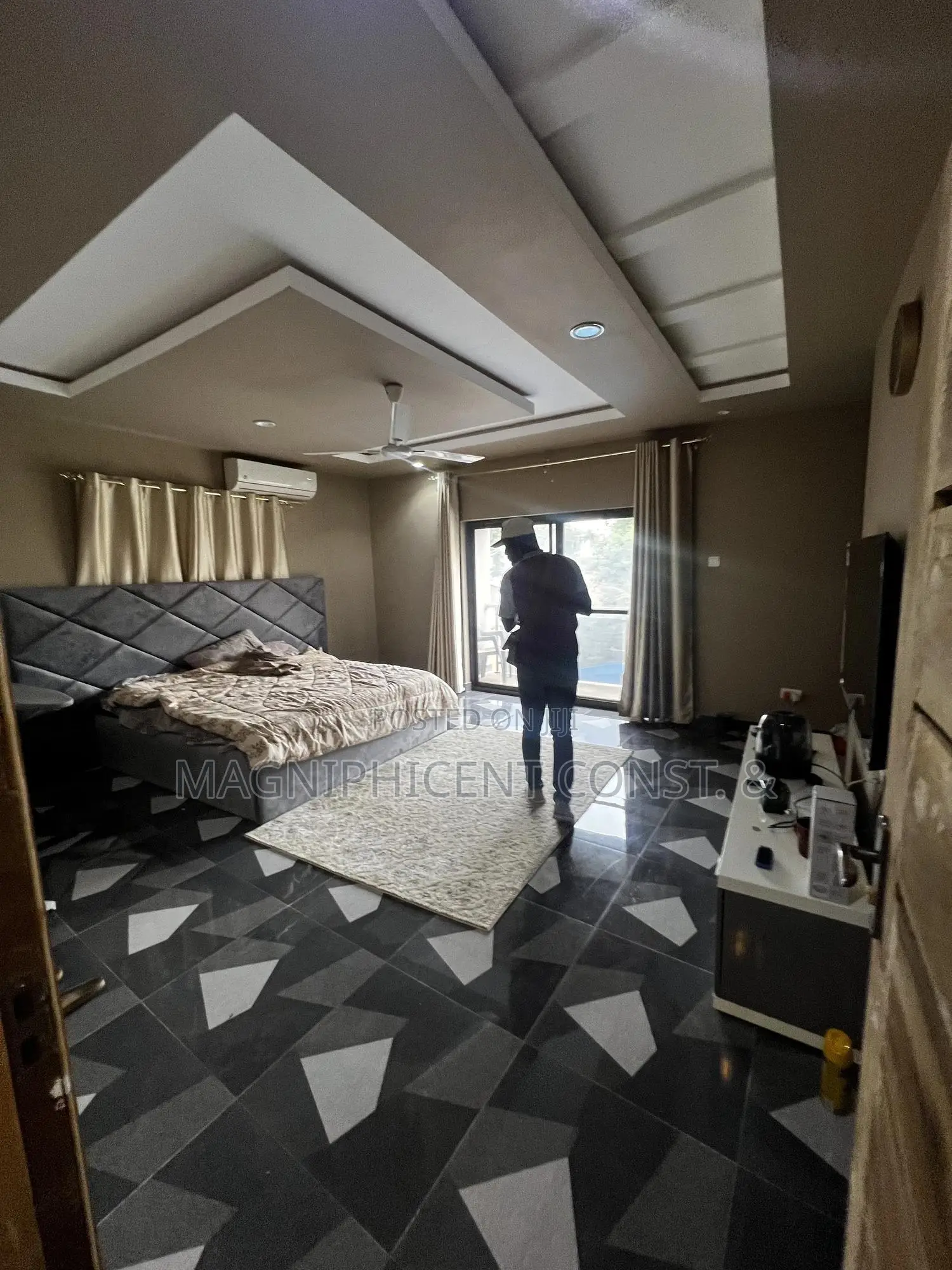 4bdrm Duplex in Magnificent Estate, Adenta for sale