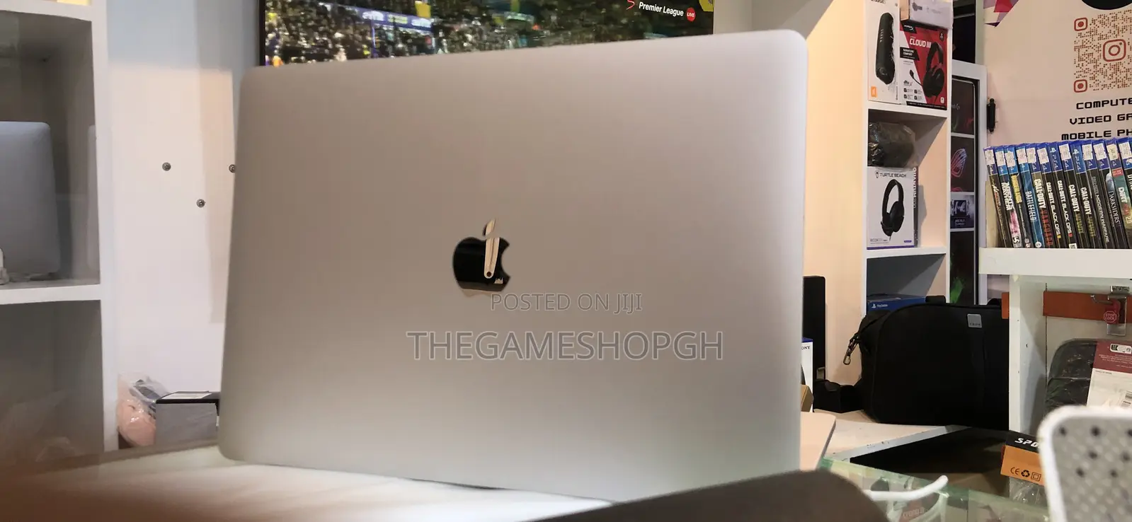 Laptop Apple MacBook Pro 2020 16GB Apple M1 Pro SSD 512GB