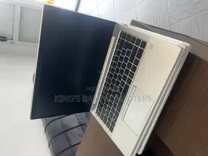 Laptop HP EliteBook 845 G8 16GB AMD Ryzen 5 SSD 256GB