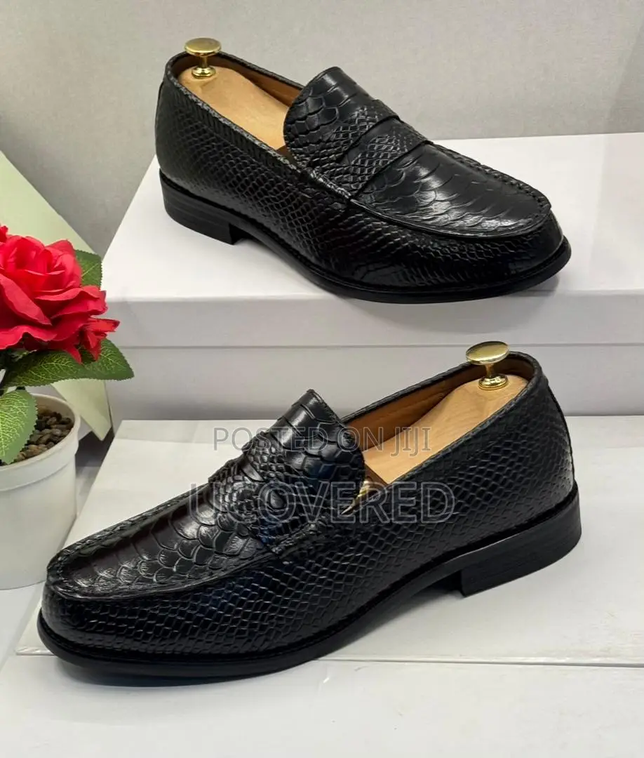 Prada High Quality Men’S Leather Loafers