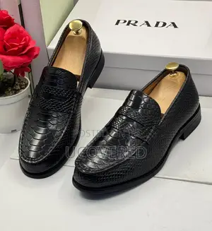 Prada High Quality Men’S Leather Loafers