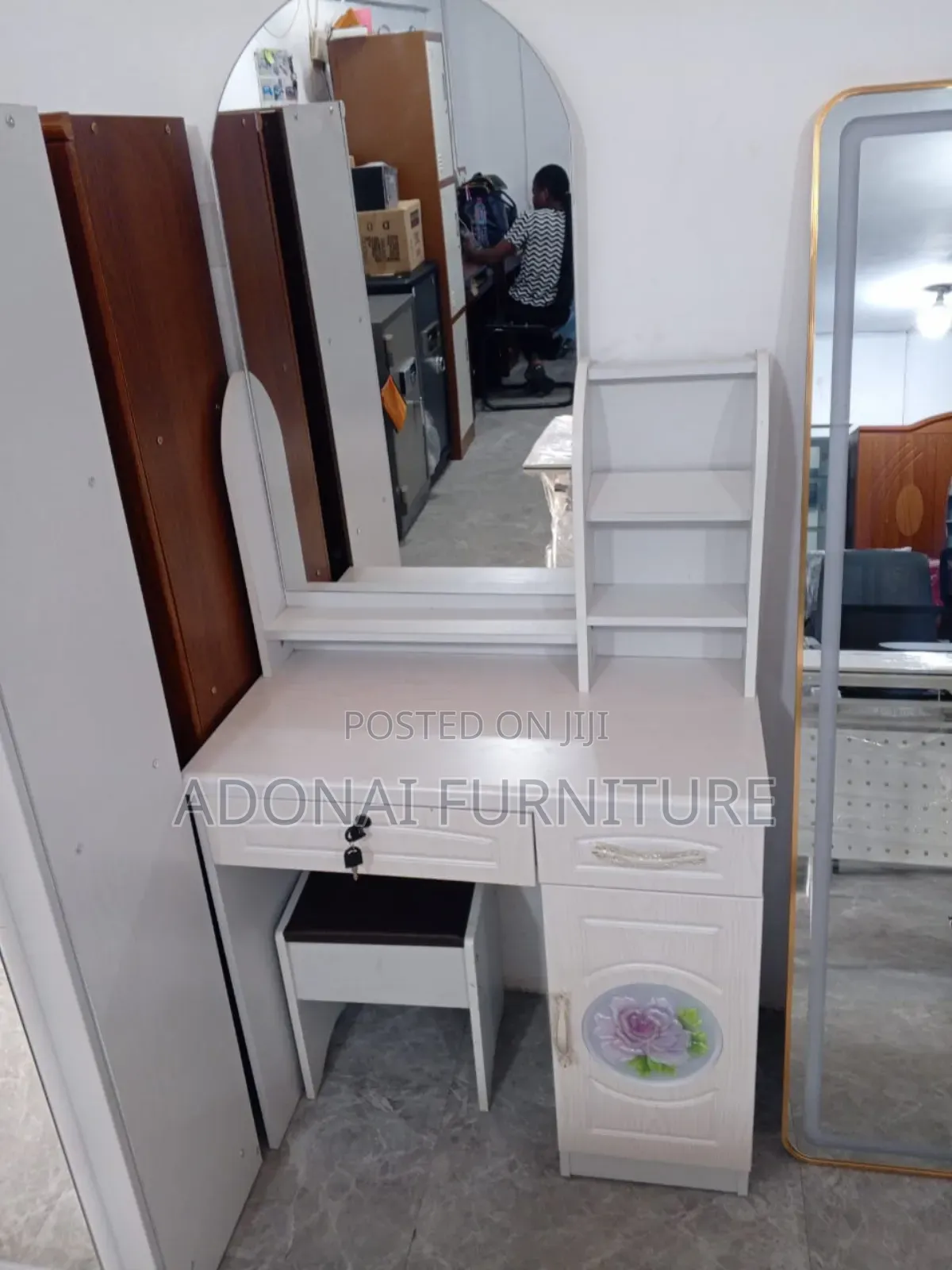 Wooden Dresser Free Delivery