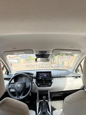 Toyota Corolla Cross 2024 Silver