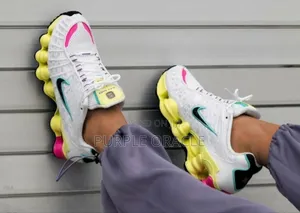 Nike Trendy Street Style Sneaker