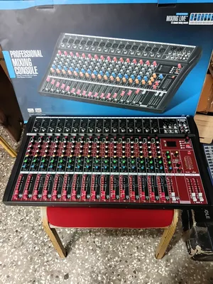 Yamaha 16 Channels Mixer