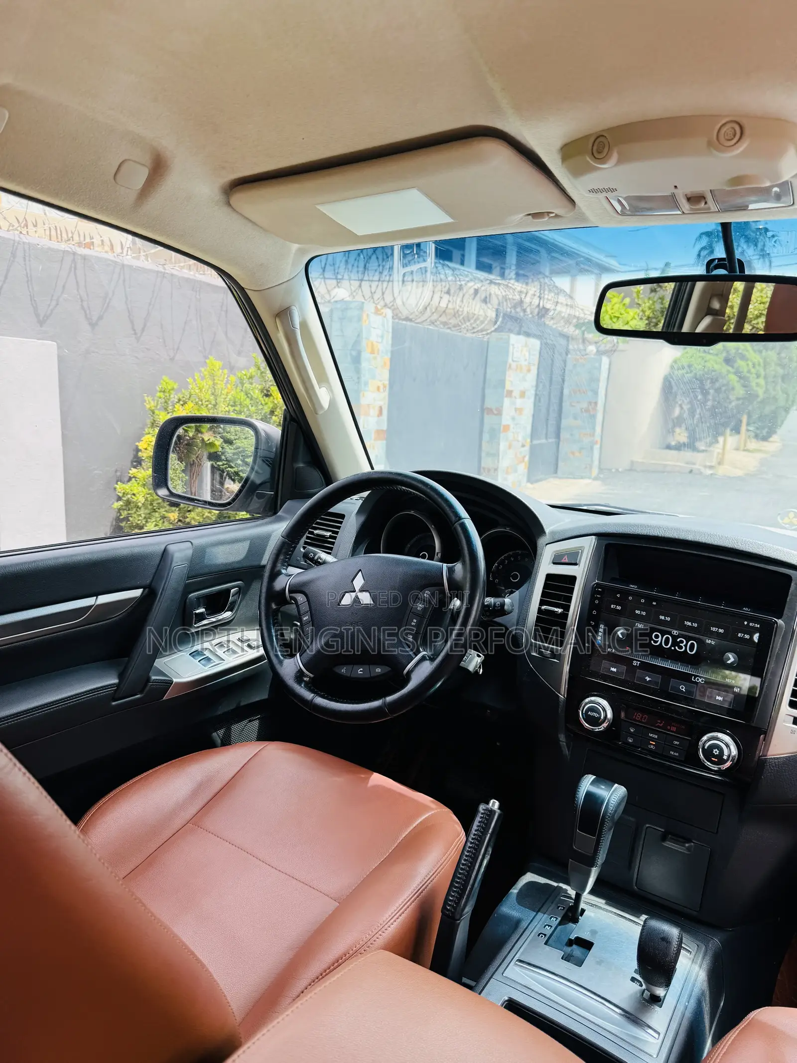 Mitsubishi Pajero 2020 White