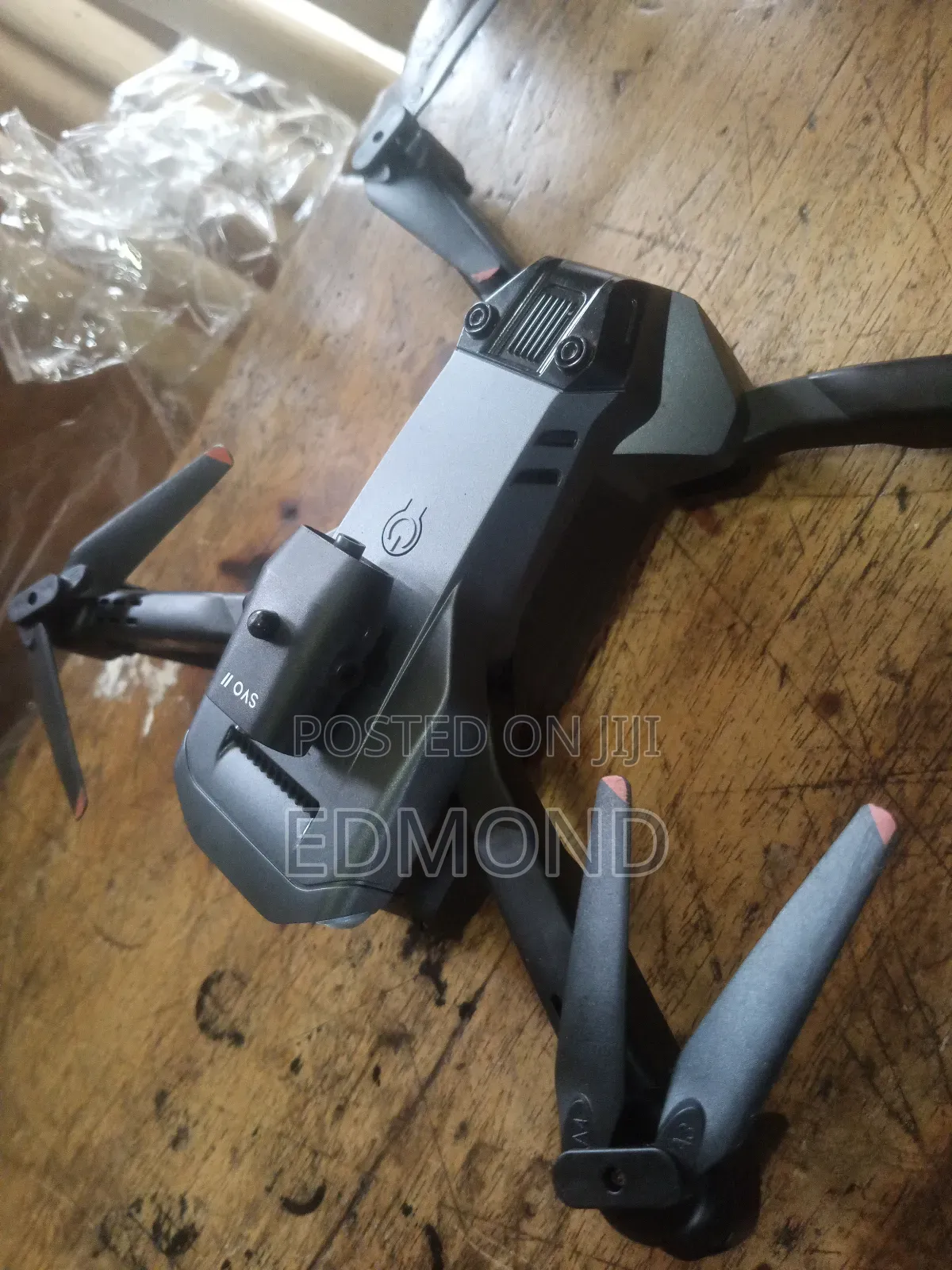 Foldable Wifi Drone ,Three Batteries and Far Distance