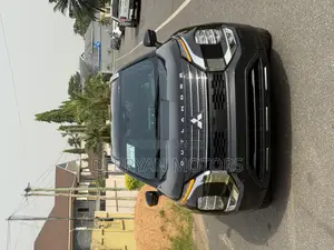 Mitsubishi Outlander SEL 2022 Black