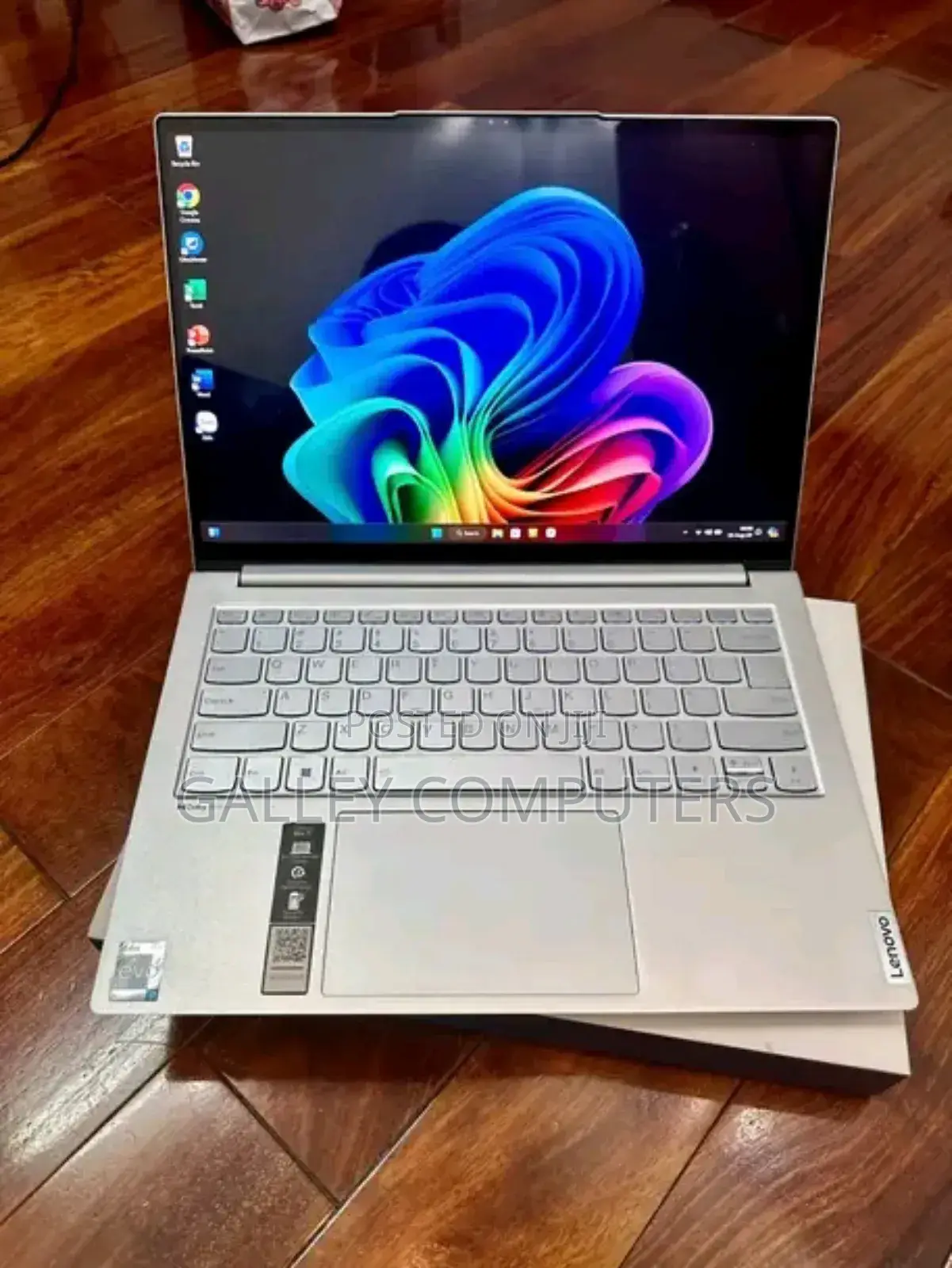 New Laptop Lenovo G70 16GB Intel Core i7 SSHD (Hybrid) 1T