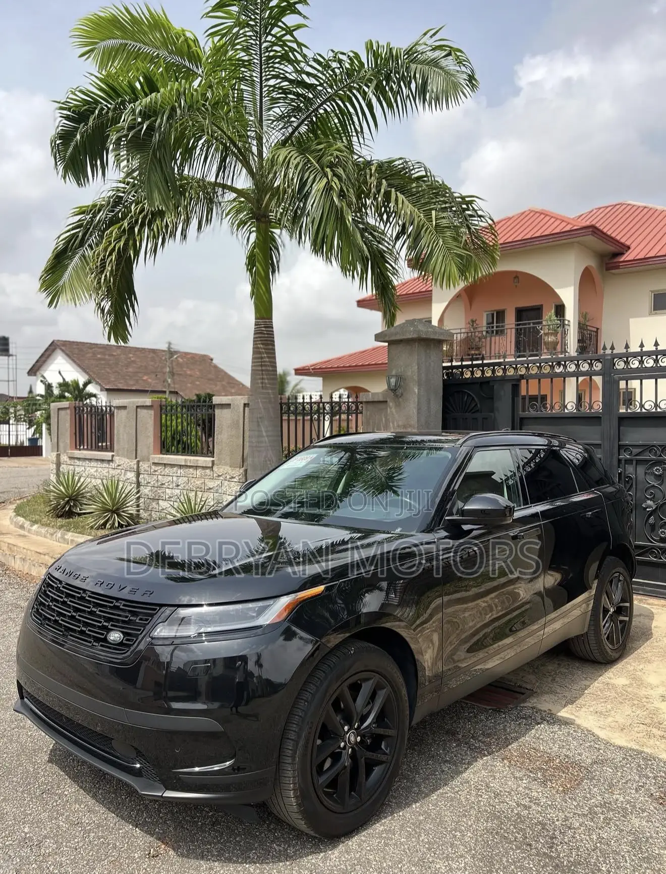 Land Rover Range Rover Velar S 2024 Black