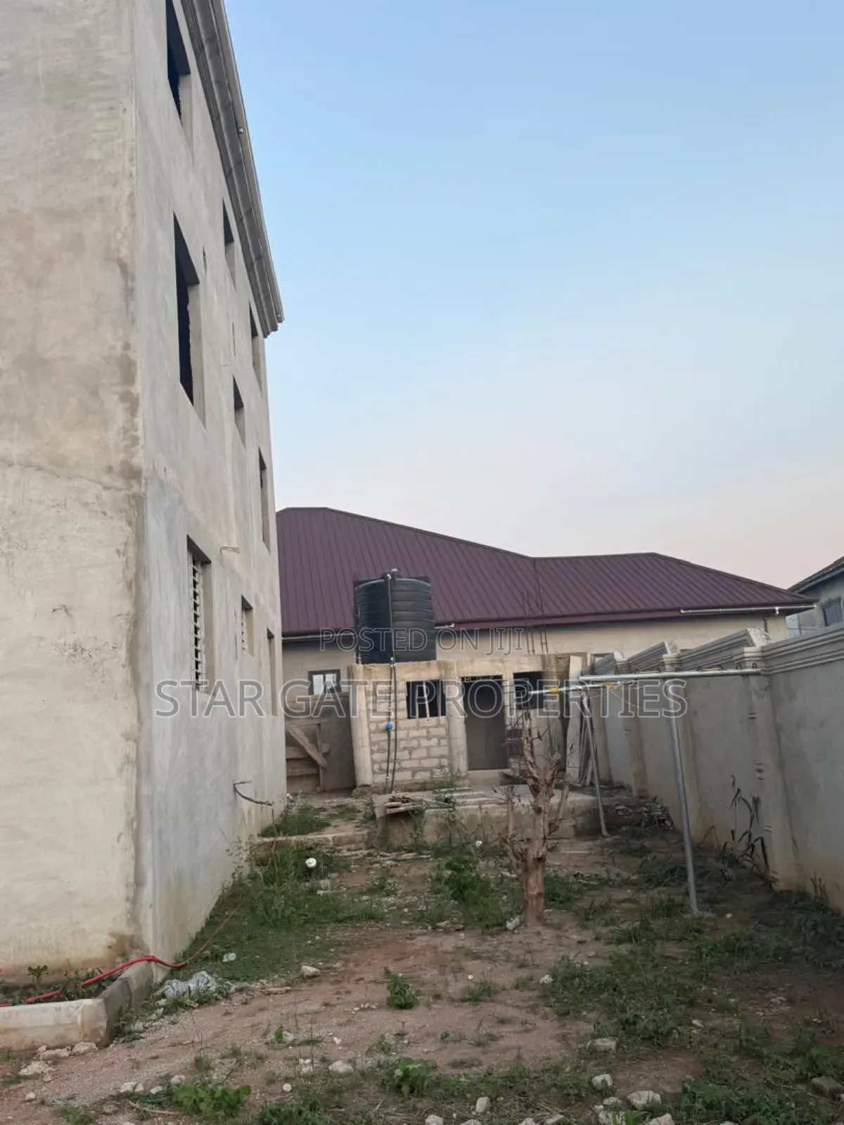 16bdrm Apartment in Ejisu for sale