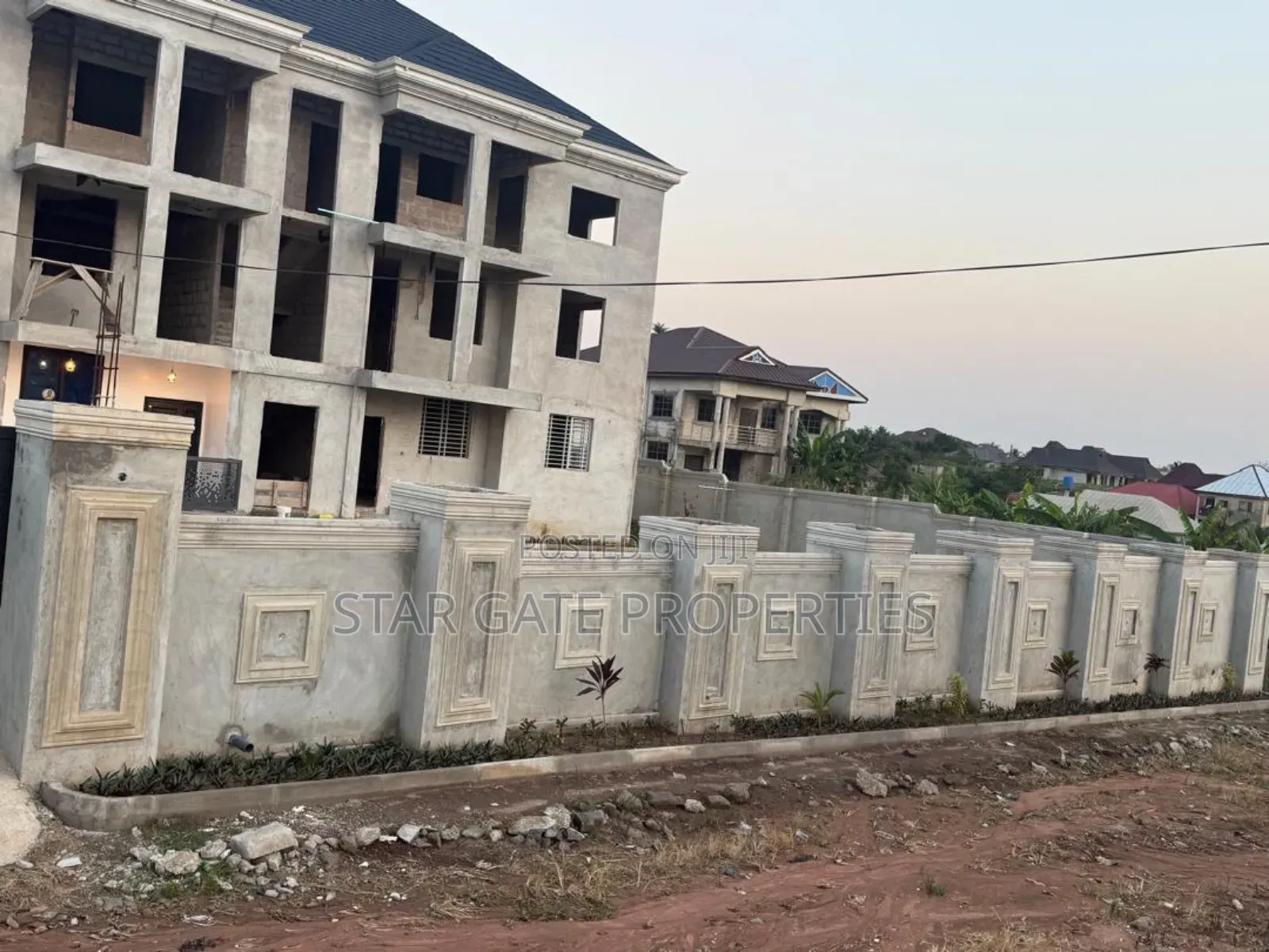 16bdrm Apartment in Ejisu for sale