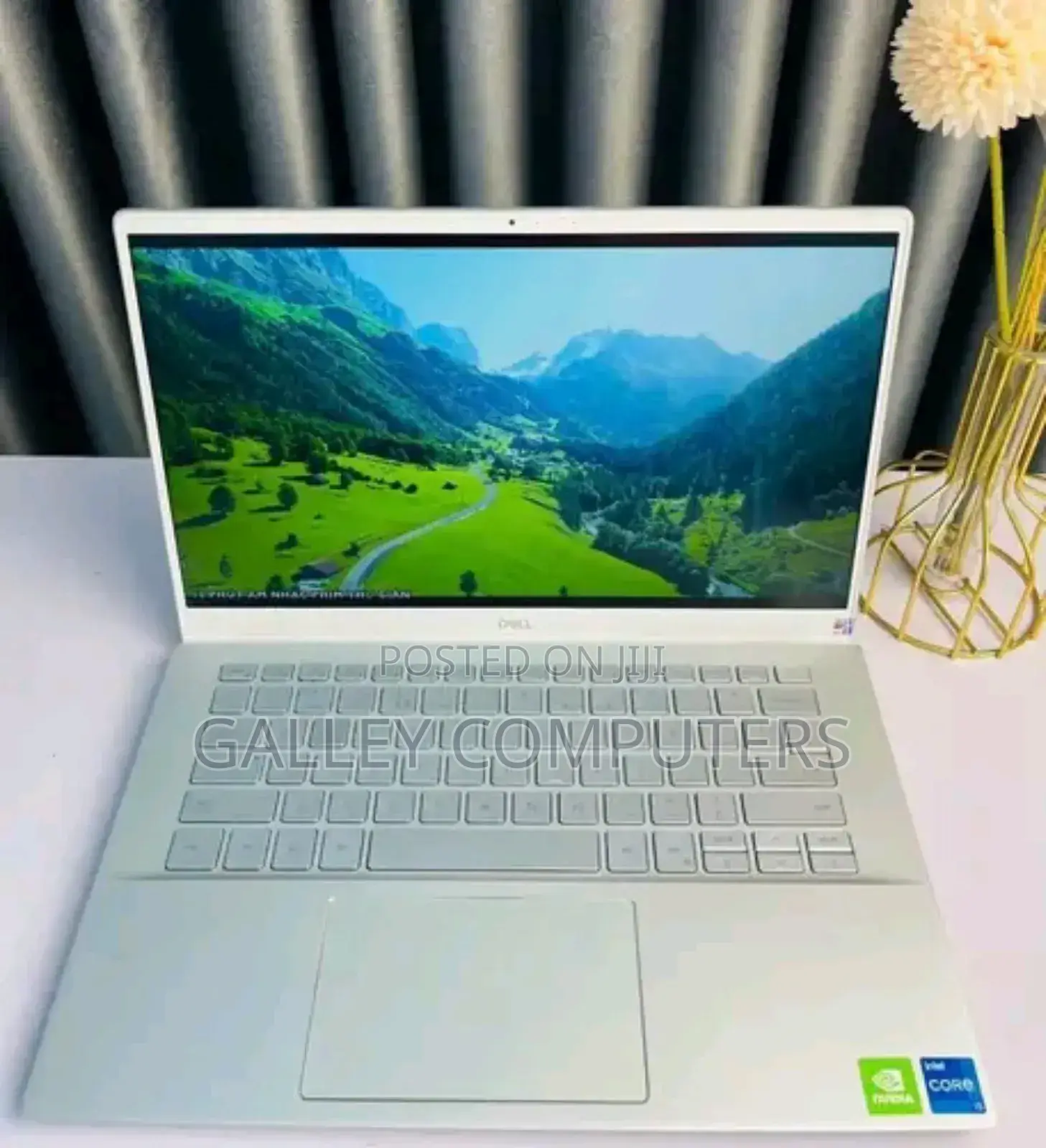 New Laptop Dell Inspiron 15 16GB Intel Core i5 SSHD (Hybrid) 512GB