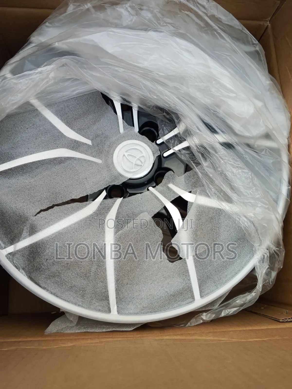 Toyota Yaris or Vitz Rim 15