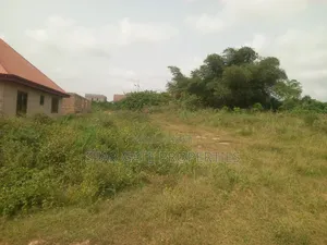 Plot for Sale at Pakyi No 1. ( Semenhyia)