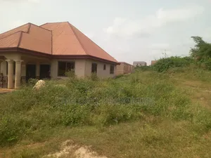 Plot for Sale at Pakyi No 1. ( Semenhyia)