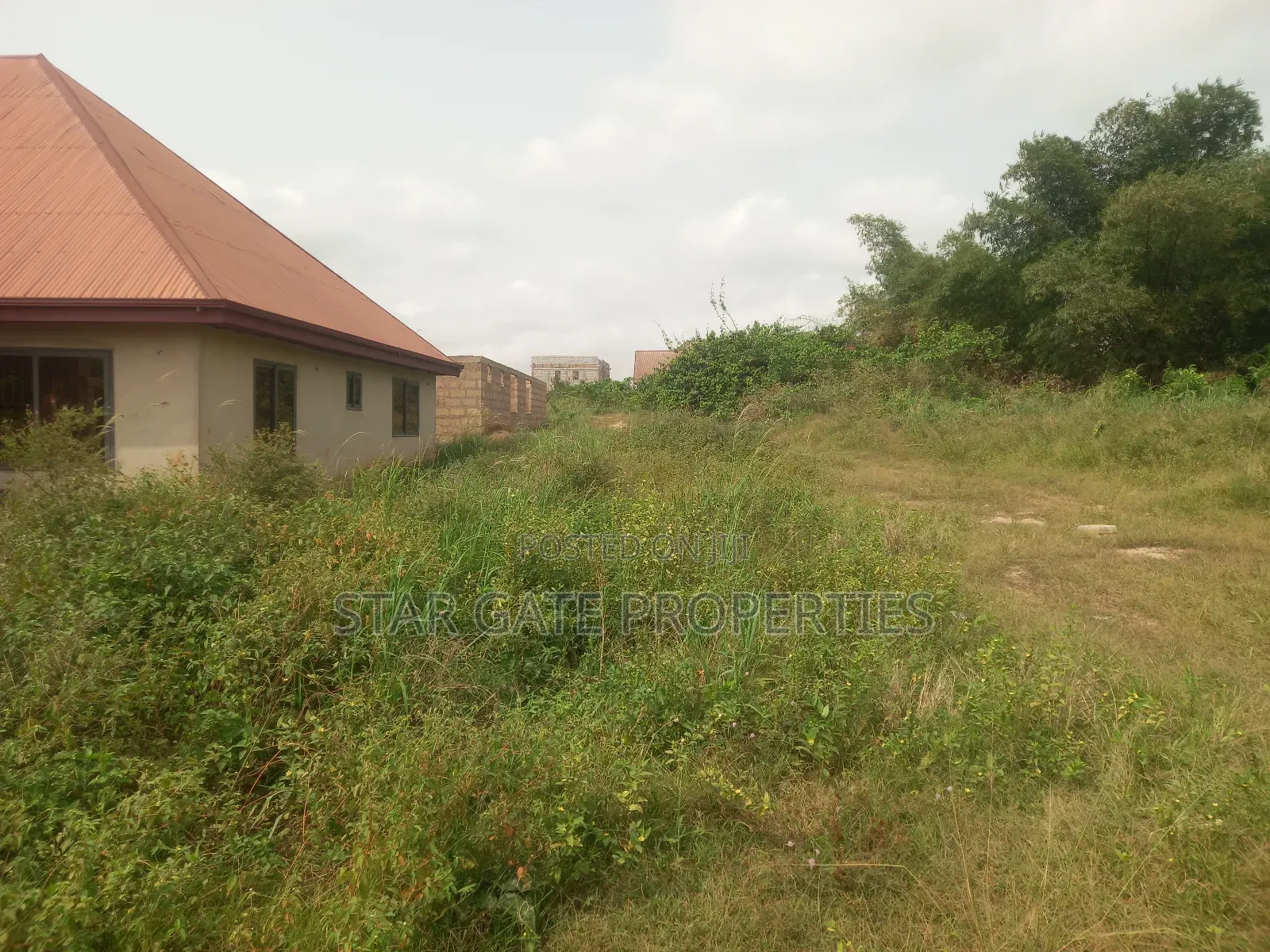 Plot for Sale at Pakyi No 1. ( Semenhyia)