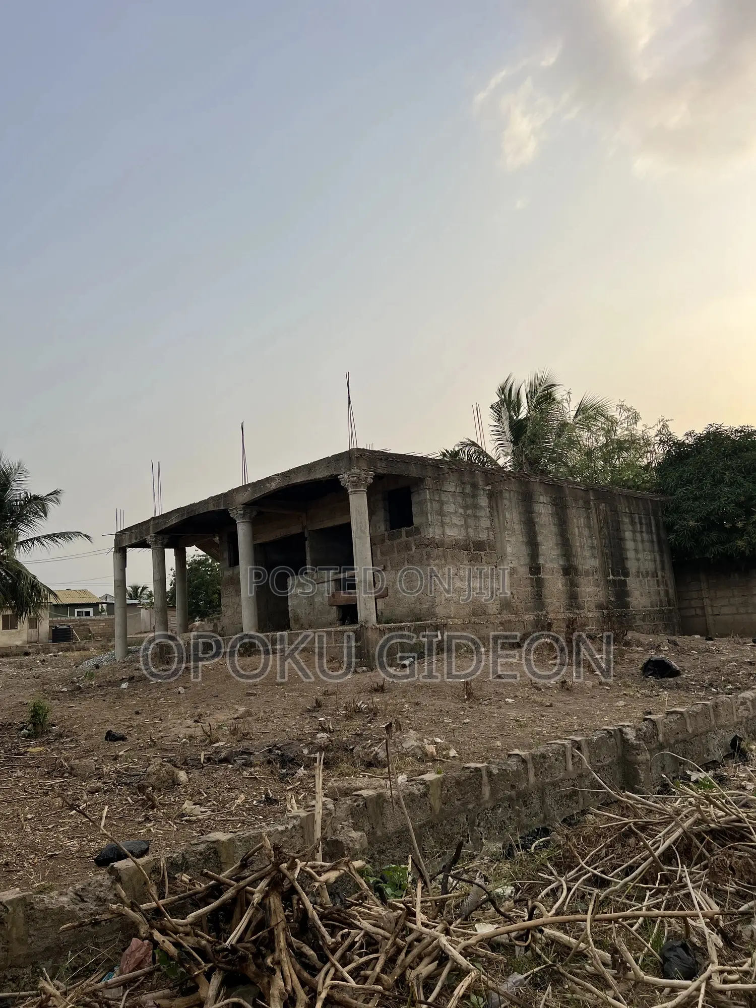 2 Bedrooms Uncompleted for Sale